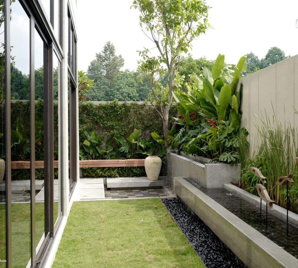 Villa Courtyard